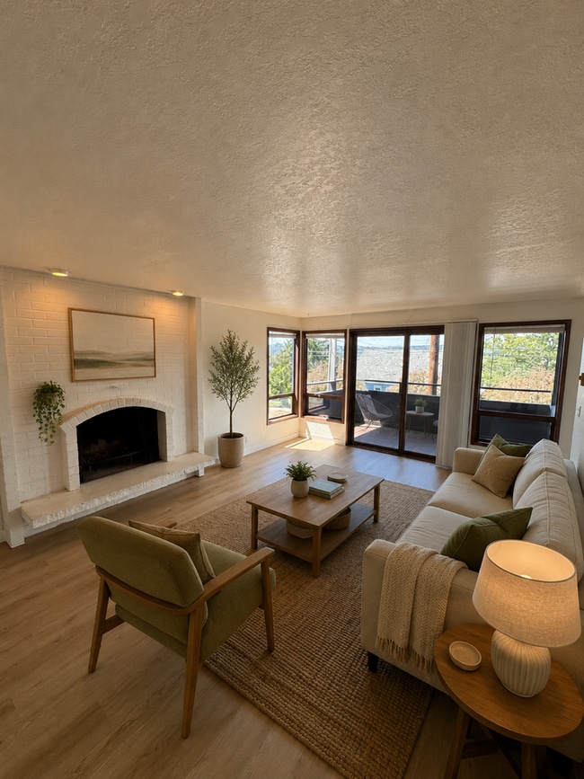 Photo - HUMMINGBIRD VIEW Unit 287