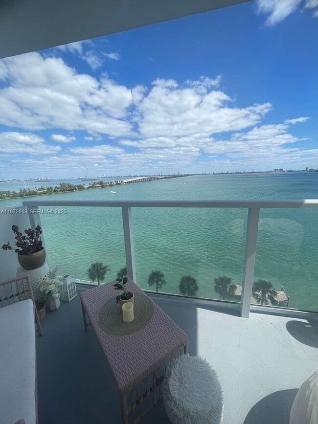 Photo - 3301 NE 5th Ave Unit 1010