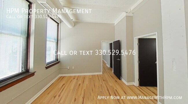 Photo - 1133 W 9th St Unit 203