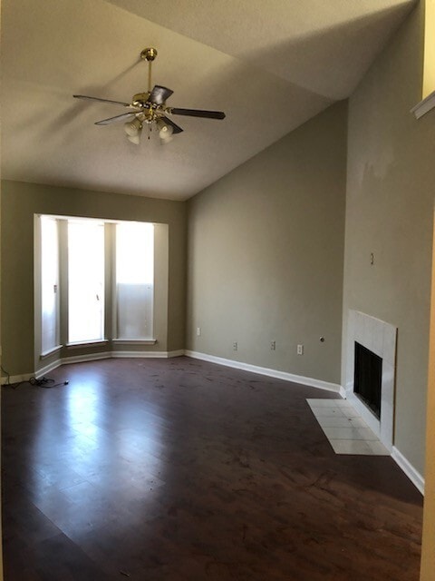 Photo - Renovated 2 Bedroom 2 Bath Home for Rent!