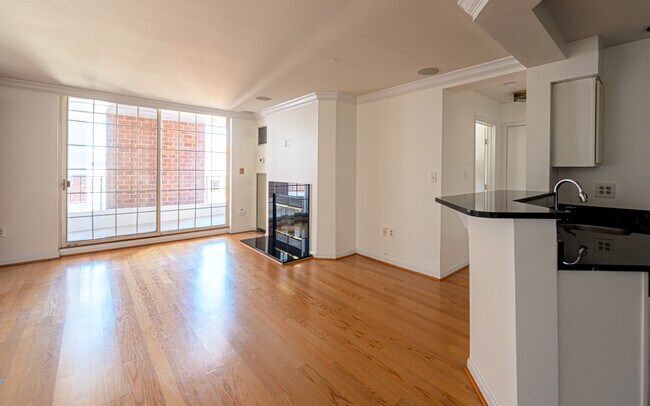 Photo - 1230 23rd St NW Unit 9