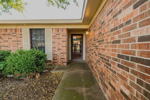 Photo - 1420 Briar Run