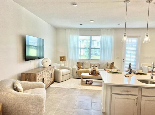 Photo - 742 Longboat Dr