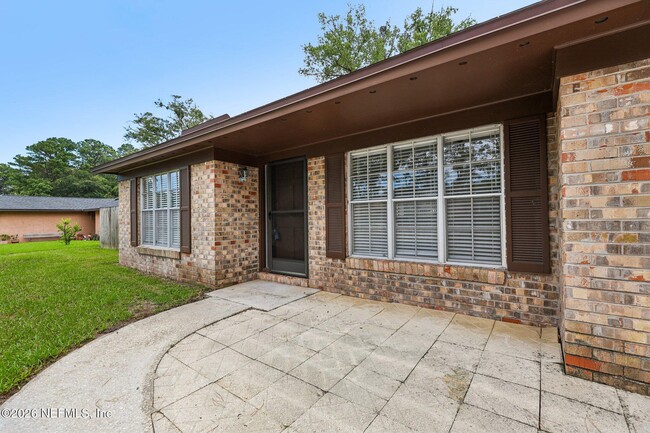 8364 Pointer Dr N