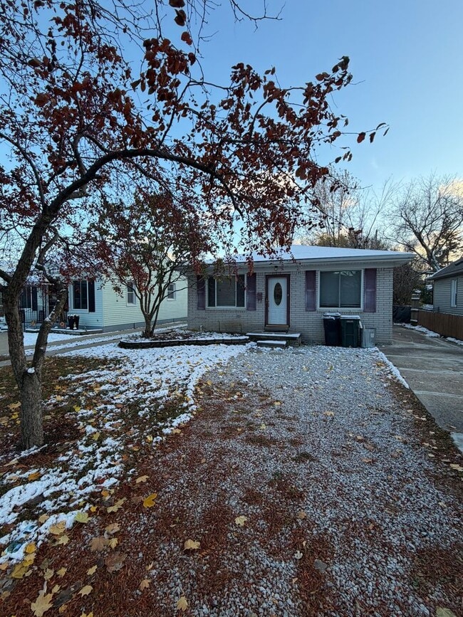 Photo - Charming Home in St. Clair Shores - PHOTOS COMING SOON