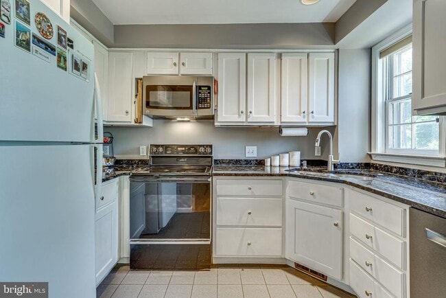 Photo - 912 Green St