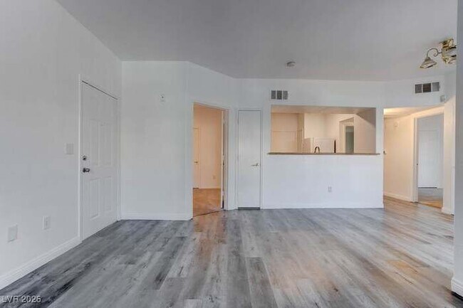 Photo - 7255 W Sunset Rd Unidad 1140
