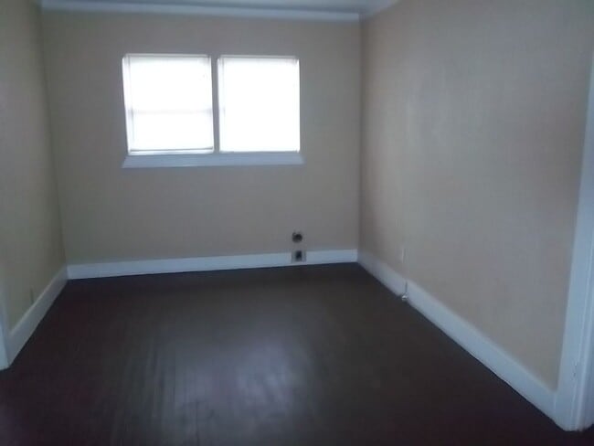 Photo - 905 N Hayes St