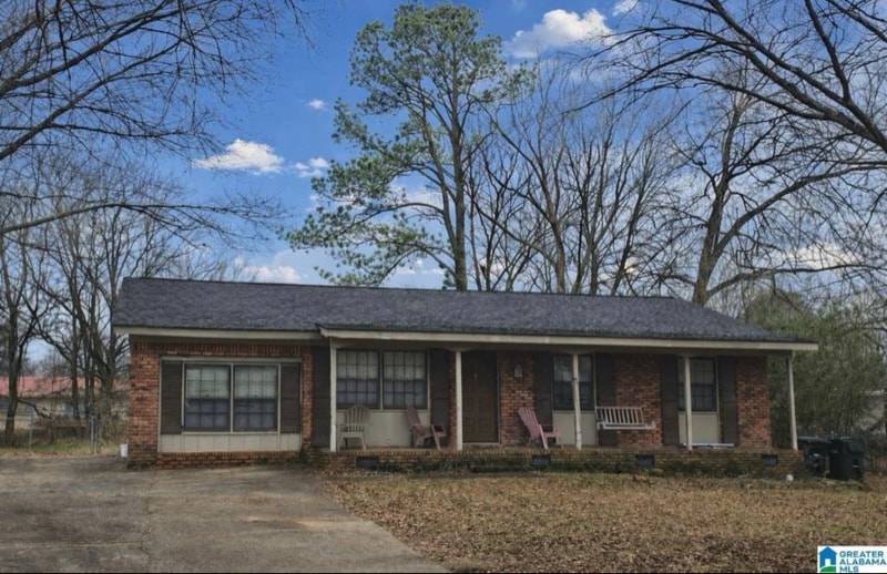 Photo - 1105 Rainbow Dr NE