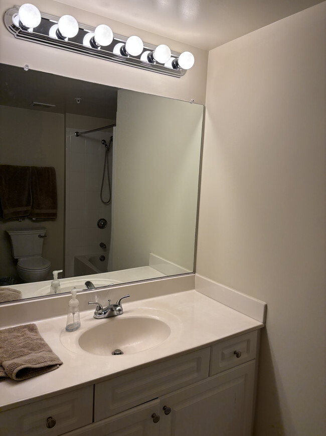 Photo - 2726 Gallows Rd Condo Unit Dunn Loring