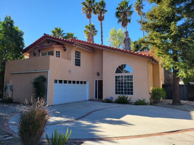 Photo - 19250 W Oxnard St Unit 19250