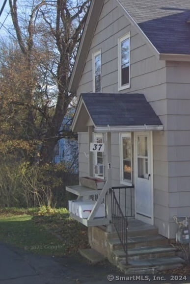 Building Photo - 37 Richmondville Ave Rental