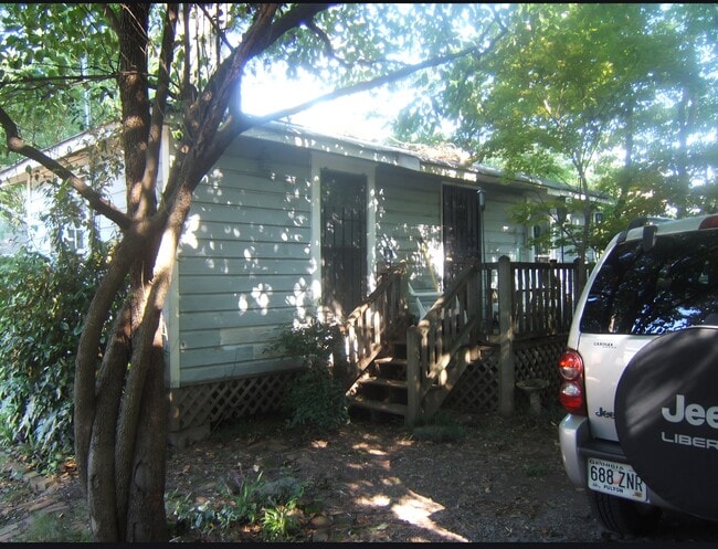 Photo - 823 Greenwood Ave NE