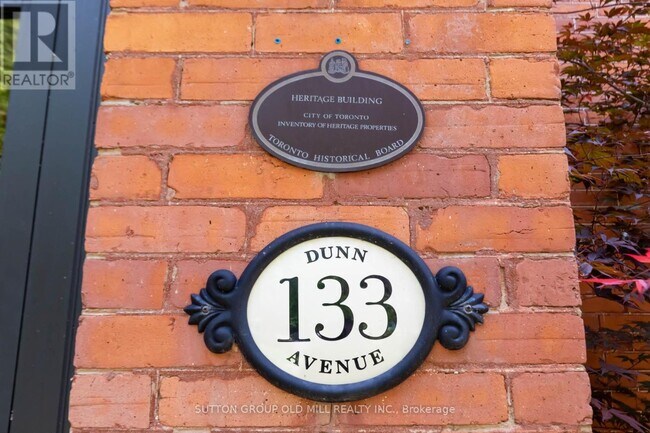 Photo - 133 Dunn Ave