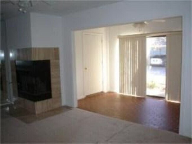 Photo - Cozy 1 bed in OP!