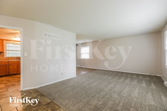 Photo - 8313 E 85th Terrace