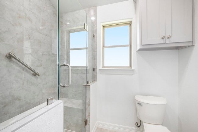 Photo - 7711 Antoine Dr