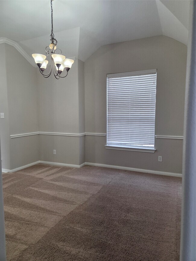 Photo - 2203 Winchester Lake