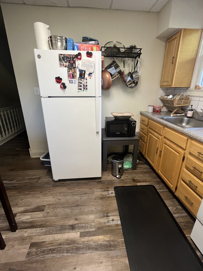 Photo - 411 7th St Unit B -2nd floor