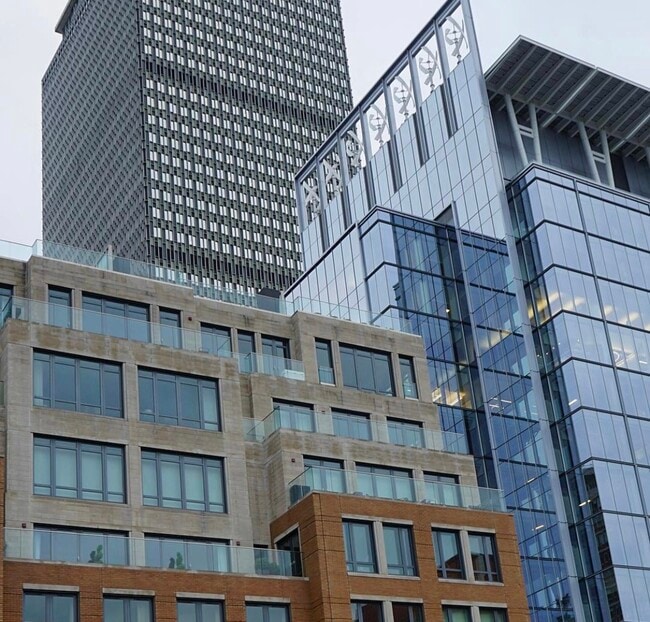 Building Photo - 811 Boylston St Unit 4 Rental
