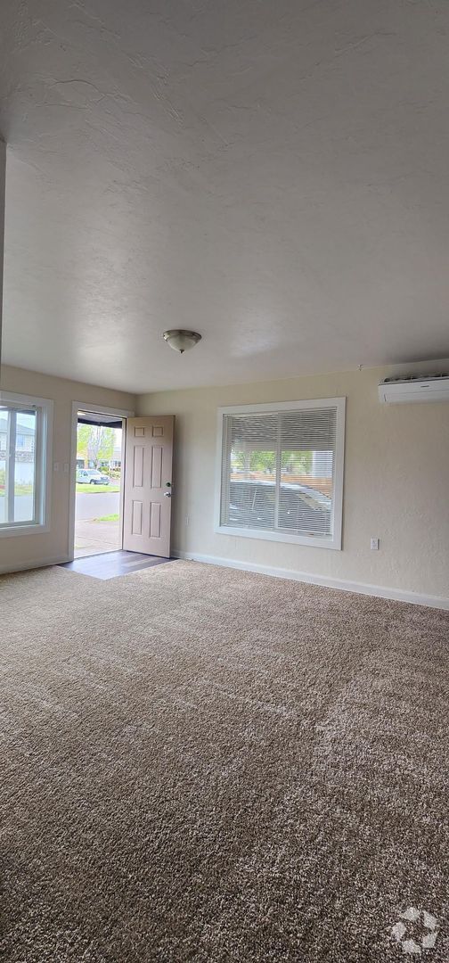 Building Photo - 3 Bedroom Albany House - Pet Friendly