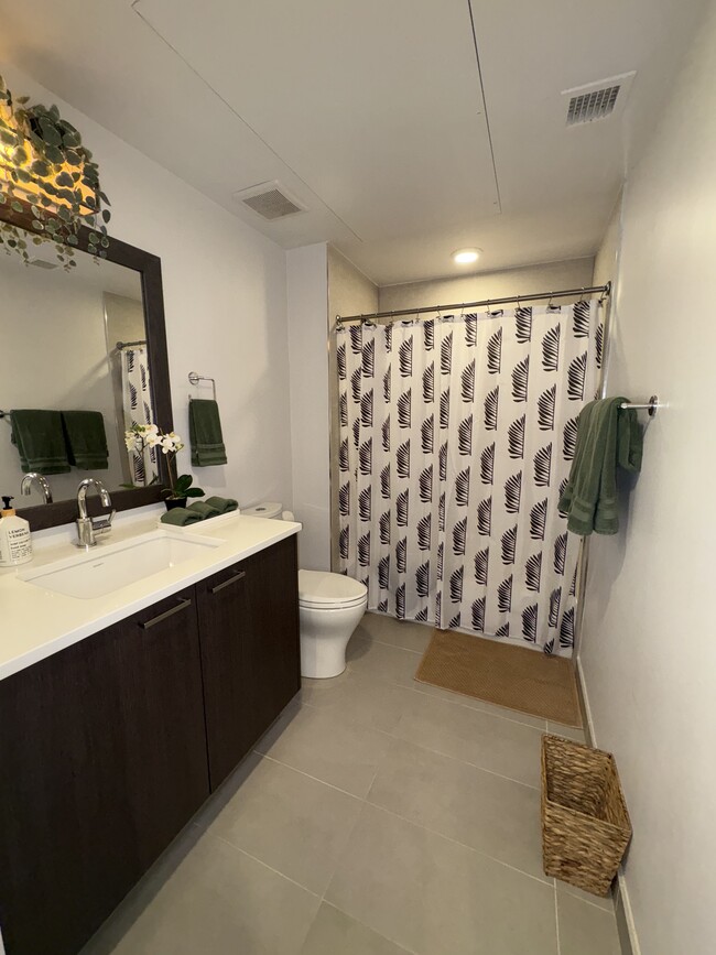 Photo - 525 Water St SW Unit 411