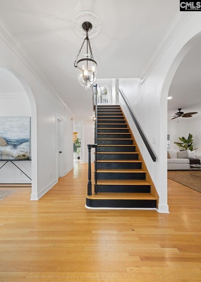 Photo - 669 Palisades Dr