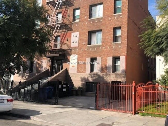 Photo - Kenmore Apartments