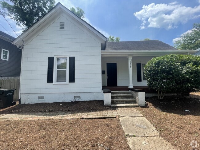 Building Photo - 1604 E Main St Rental