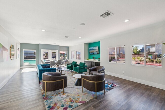 The Bristol at Sunset Apartment Homes