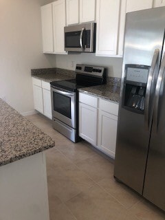 Photo - BIG 3/2.5 Home + 2 CAR GARAGE