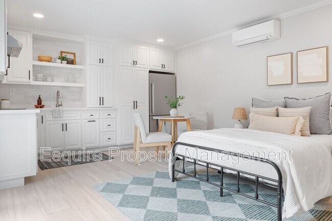 280 E Loop Dr Unit ADU