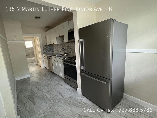 Photo - 135 N Martin Luther King Jr Ave Unit B