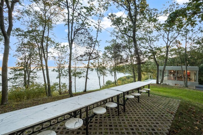 Photo - 24 Stearns Point Rd