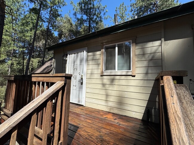 Building Photo - 21915 Sawmill Flat Rd Rental