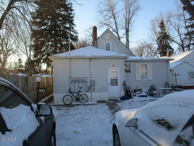 Building Photo - KS TriPlex Unit #1