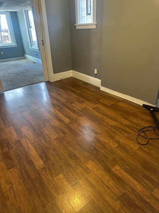 Photo - 208 McKinley St