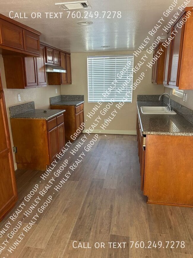 Photo - 15764 Wanaque Rd Unit 4