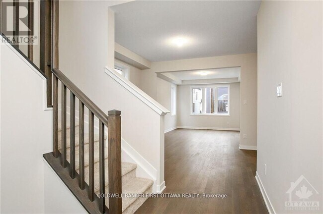 Photo - 71 Kindred Row