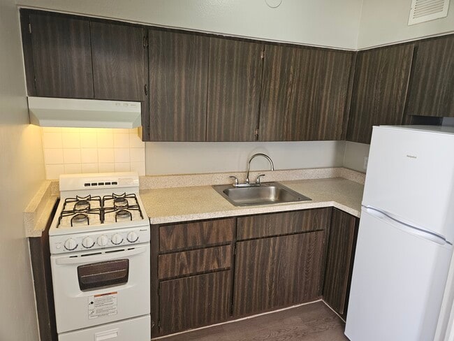 Photo - Knollwood Terrace