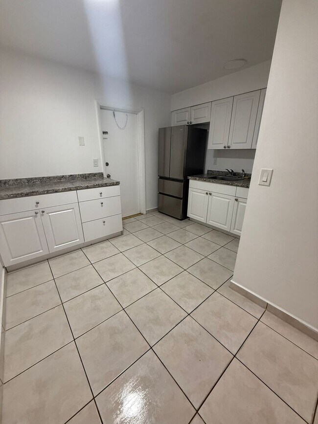 624-626 SW 7th Ave