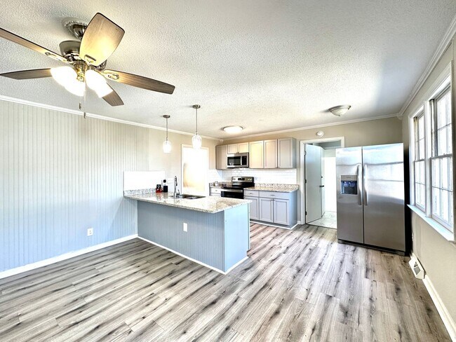 Photo - 4 Bedroom 2 Bath Home in Goose Creek