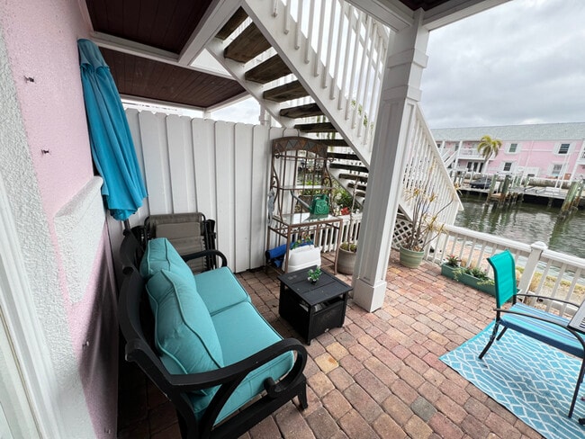 Photo - 5164 Beach Dr SE Unit B