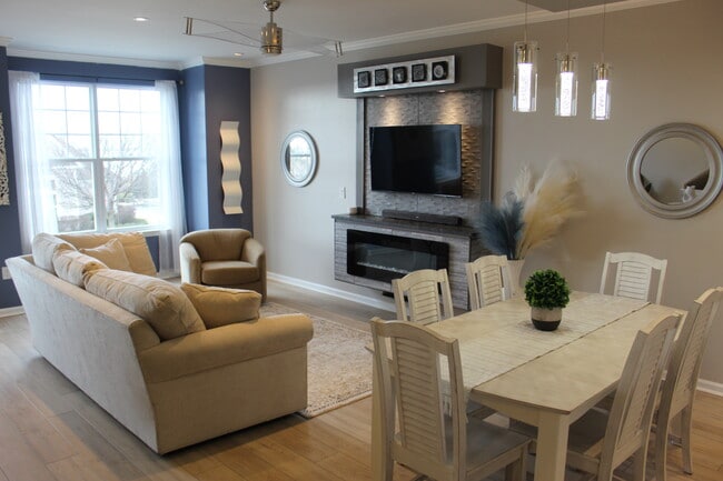 Living room - 324 Sanderling Ln Unit Kelly