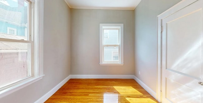 Photo - 20 Holmes St Unit 2