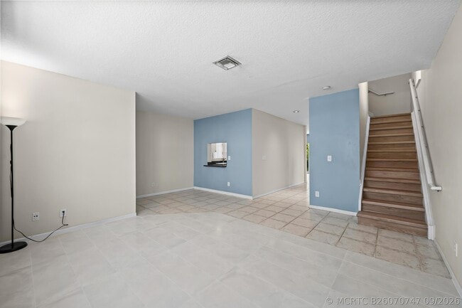 Photo - 10565 NW 57th Ct