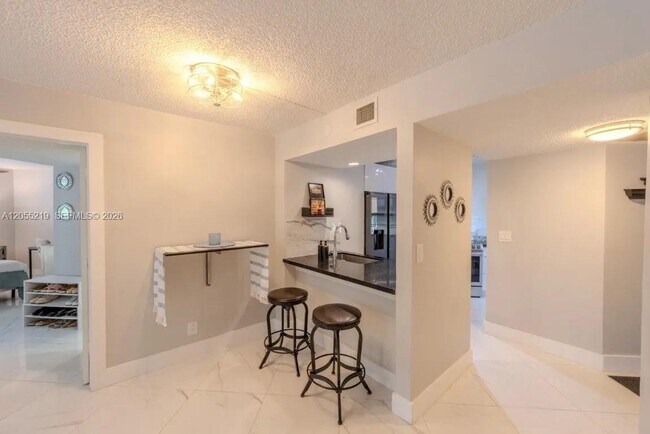 Photo - 10451 W Broward Blvd Unit 201