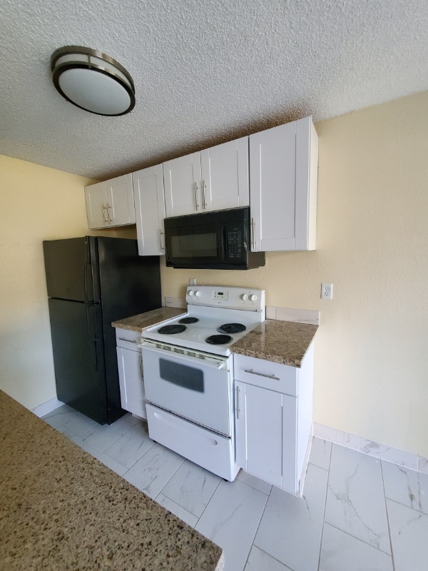 Photo - 3232 94th St S