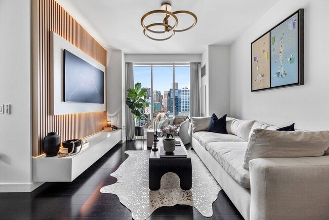 Photo - 150 Seaport Blvd Unit 14B