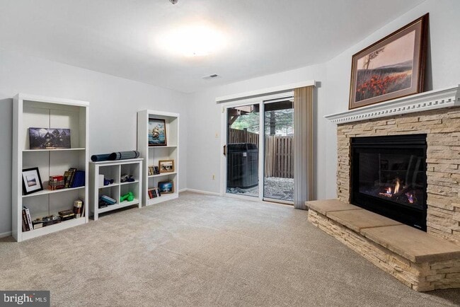 Building Photo - 8415 Gold Sunset Way